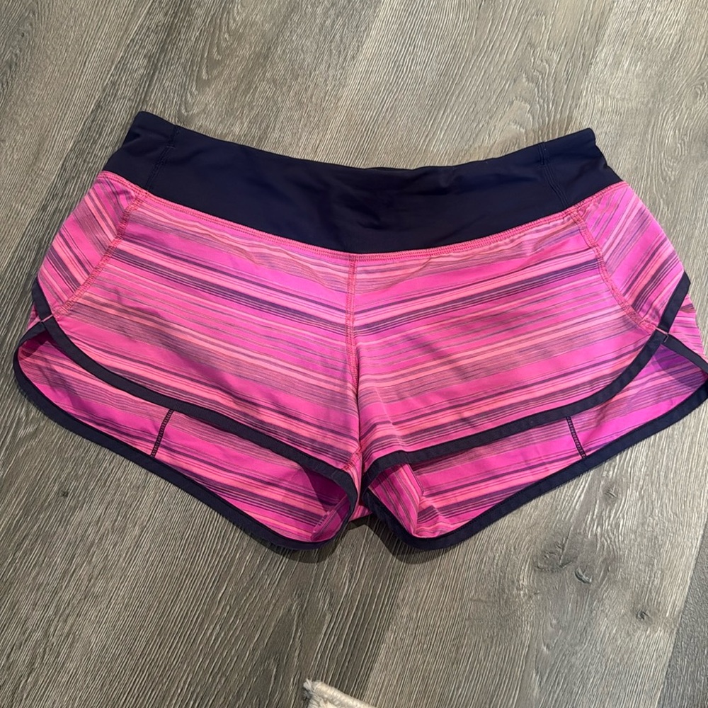 Lululemon Athletica Speed Up Short 2.5" Size 8